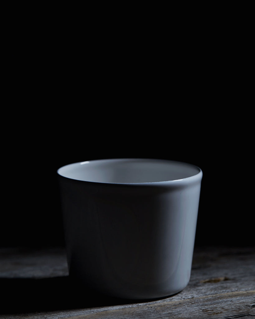 http://shop.nalatanalata.com/cdn/shop/files/Koizumi_Kaico_Enamel_Cup_Small_IS.jpg?v=1686359956