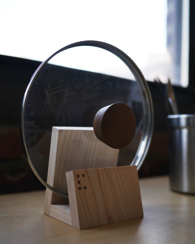 Lid Stand – Nalata Nalata