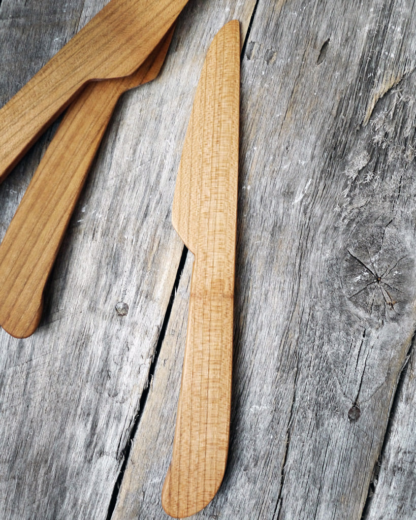 Twine Soft Cheese Knife