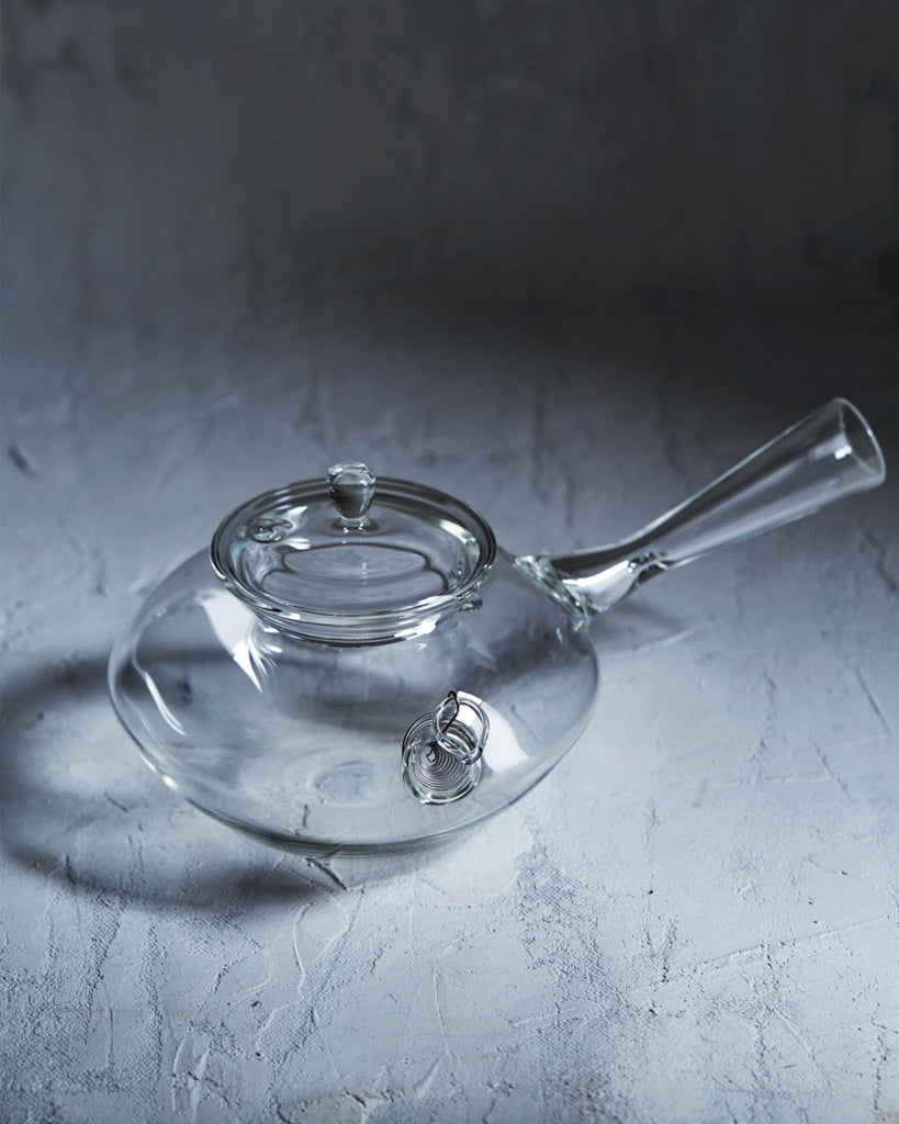 http://shop.nalatanalata.com/cdn/shop/products/Simplicity_Glass_Teapot_IS.jpg?v=1587605186