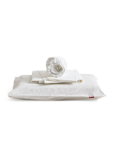 Cotton Sheet Set - Queen: 2 Pillow Cases, 1 Flat Sheet, 1 Fitted Sheet