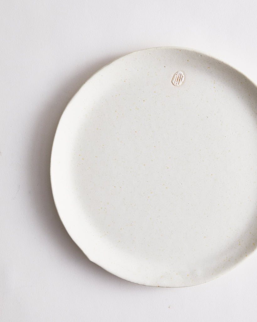 White Shell Plate – Nalata Nalata