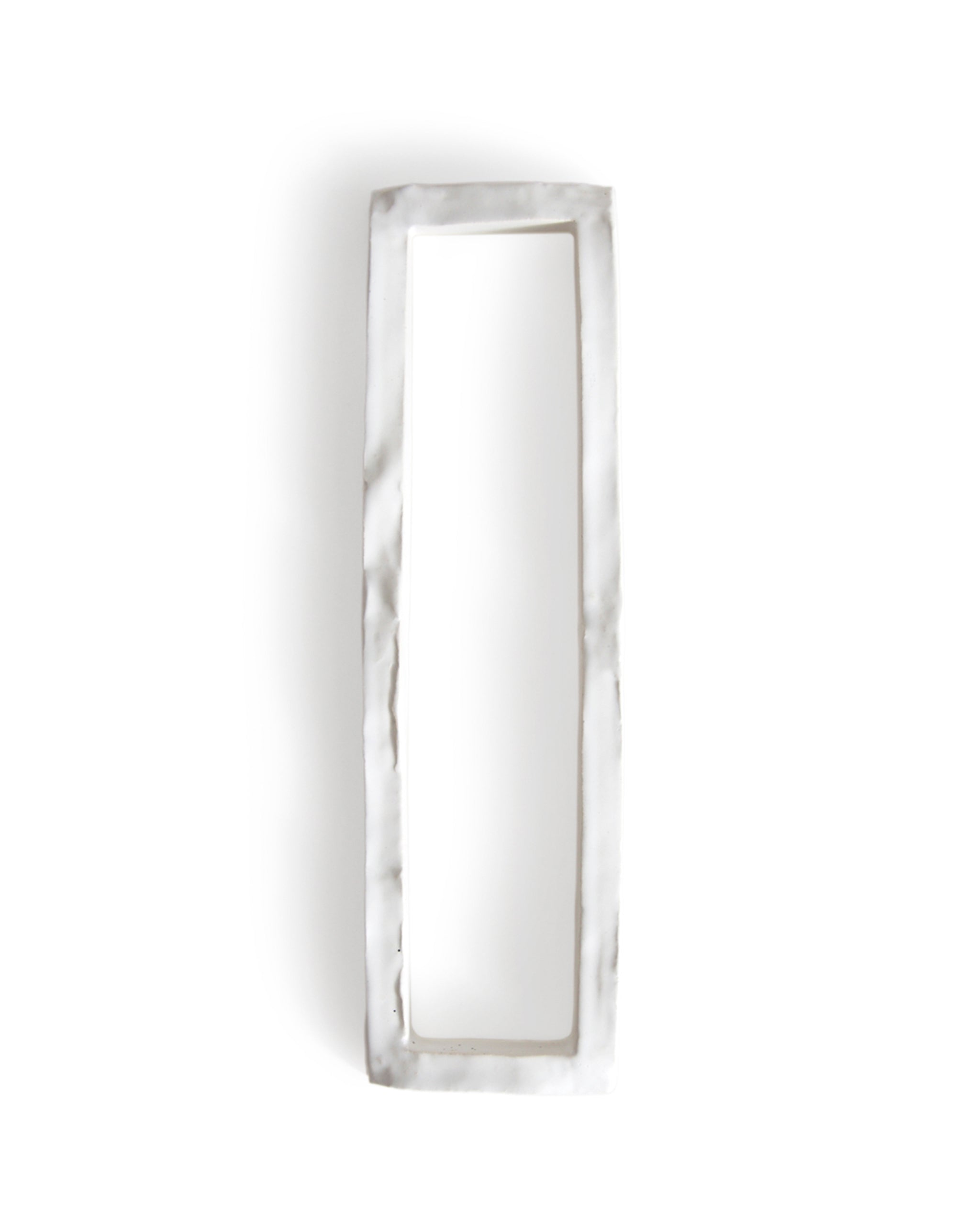 White ceramic boundary sculpture by Masanobu Ando on a white background