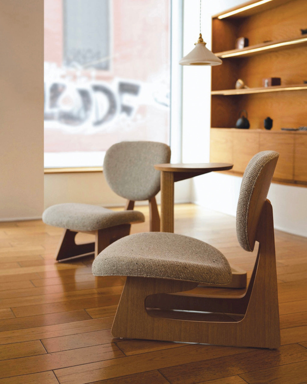 Teiza-isu Low Chair