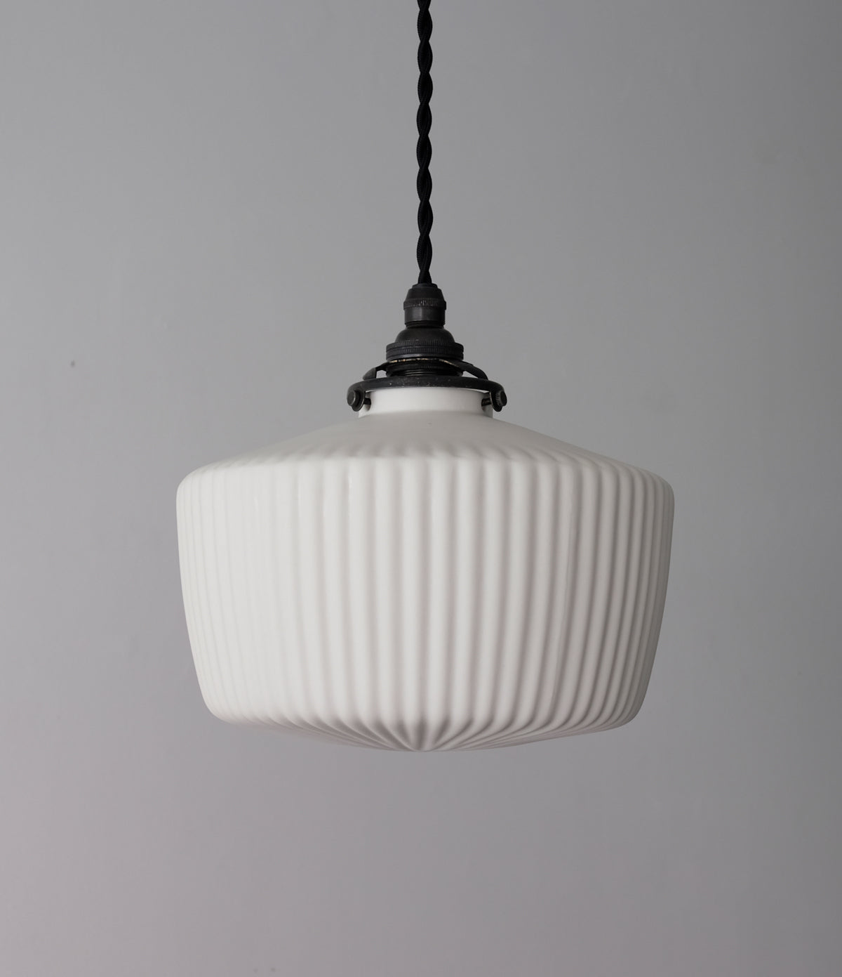 Porcelain Pendant - Ridge Drop L