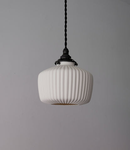 Porcelain Pendant - Ridge Drop M