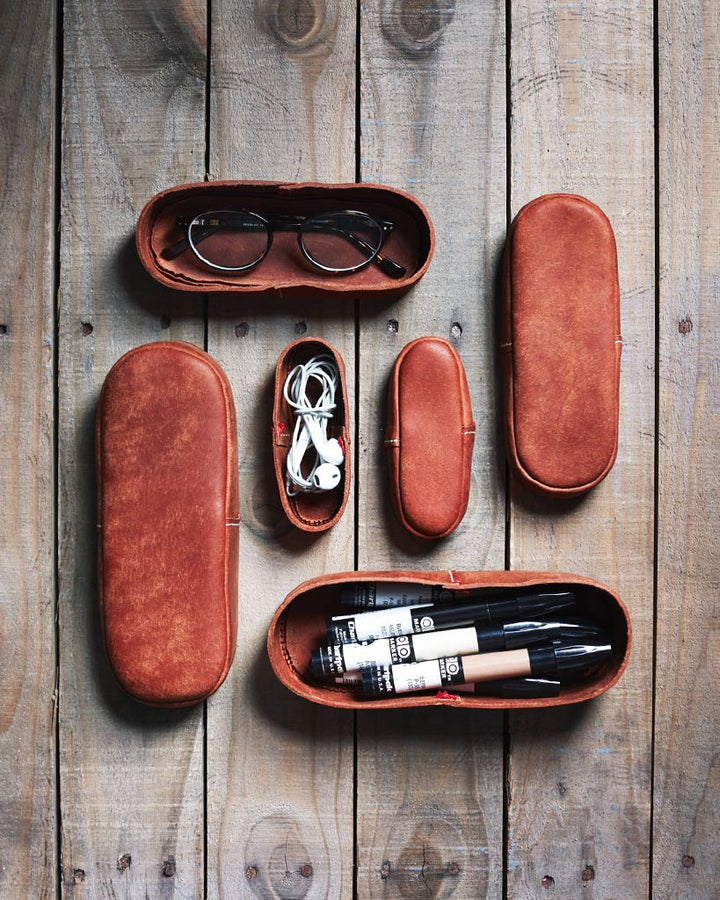 ”Raw“ eyeglasses case of leather
