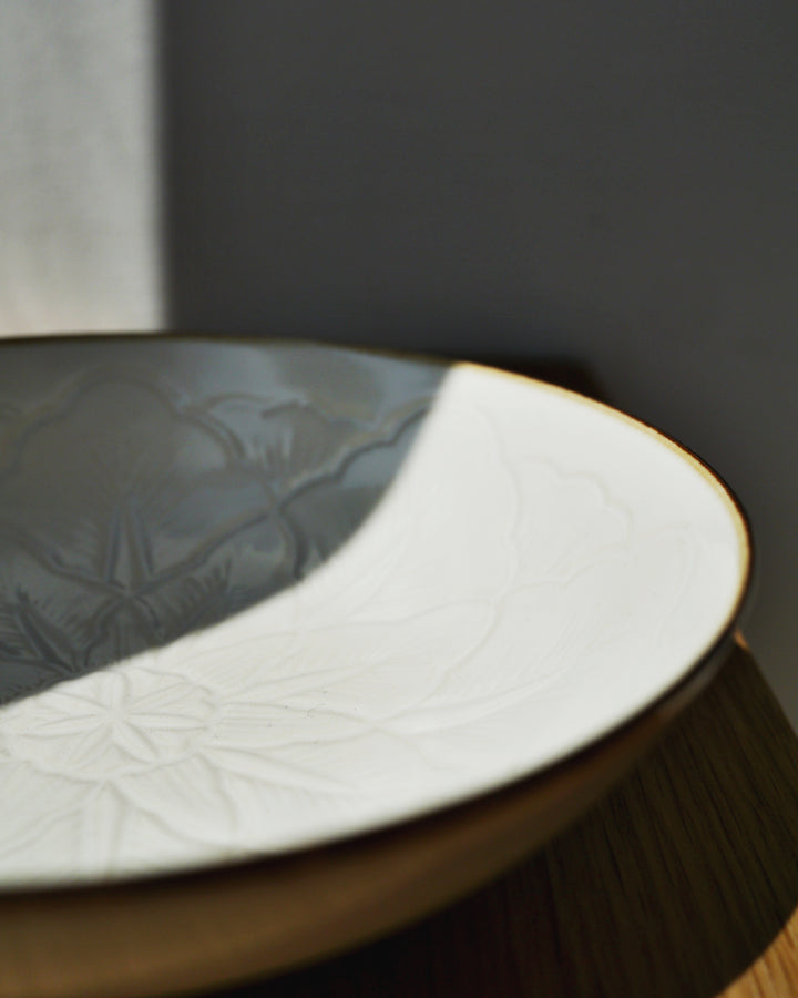 Carved Flower Dish - Small