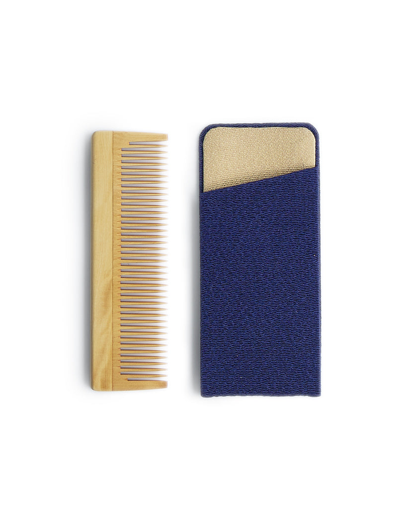 Boxwood Comb with Case - Blue (OUT OF STOCK)