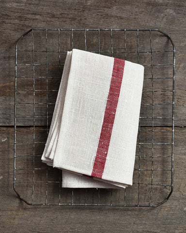 Everything You Need to Know About Kitchen Linens