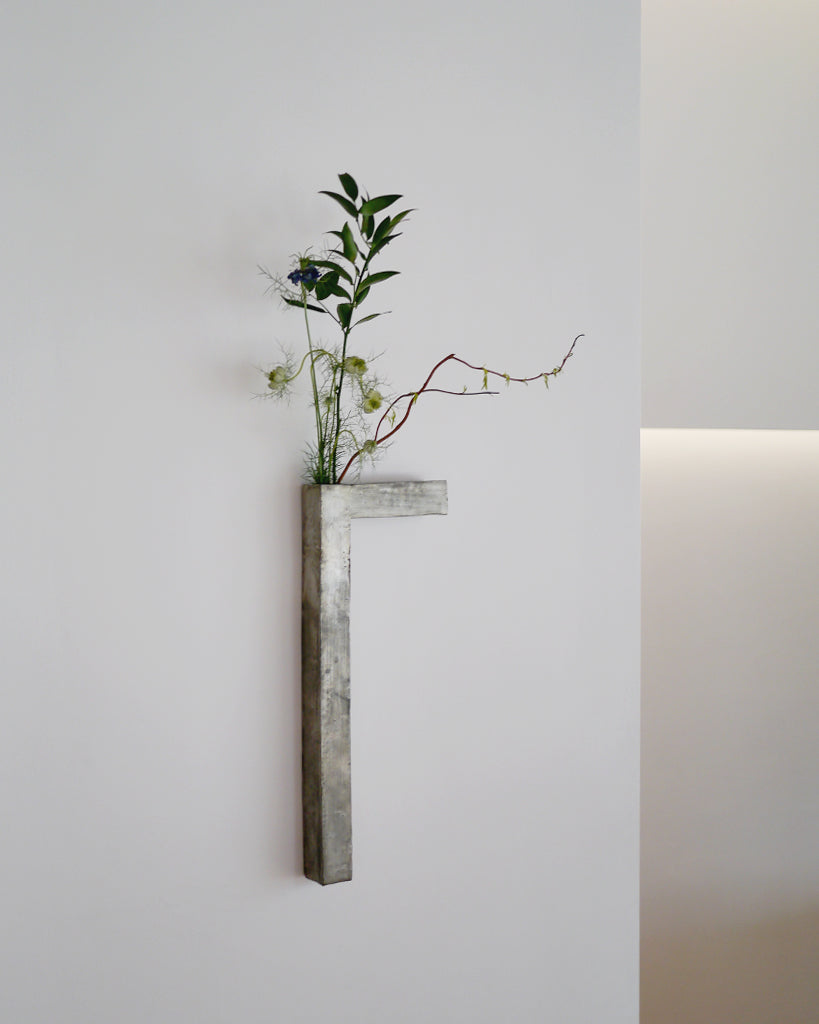 Hanging Sculpture Vase (OUT OF STOCK)