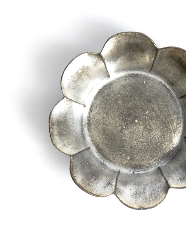 Silver Daisy Dish