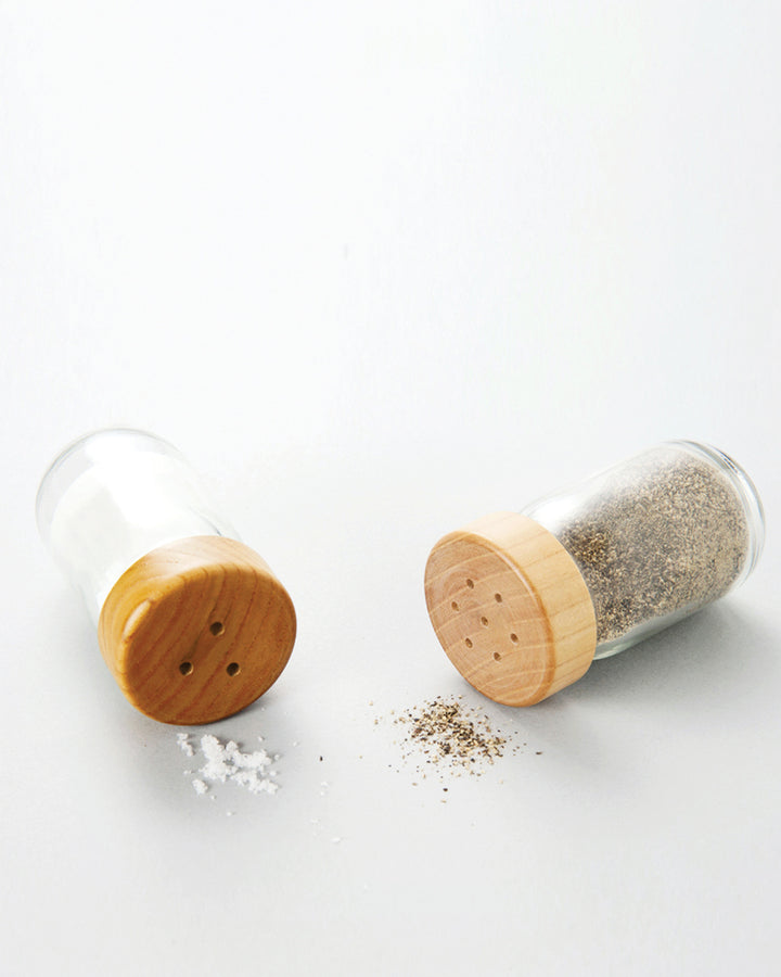 Wood Lid Pepper Shaker